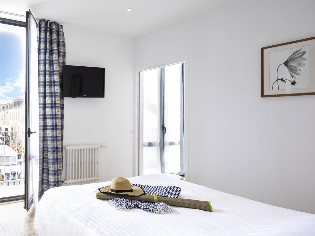 Hotel De La Citadelle Lorient 3*