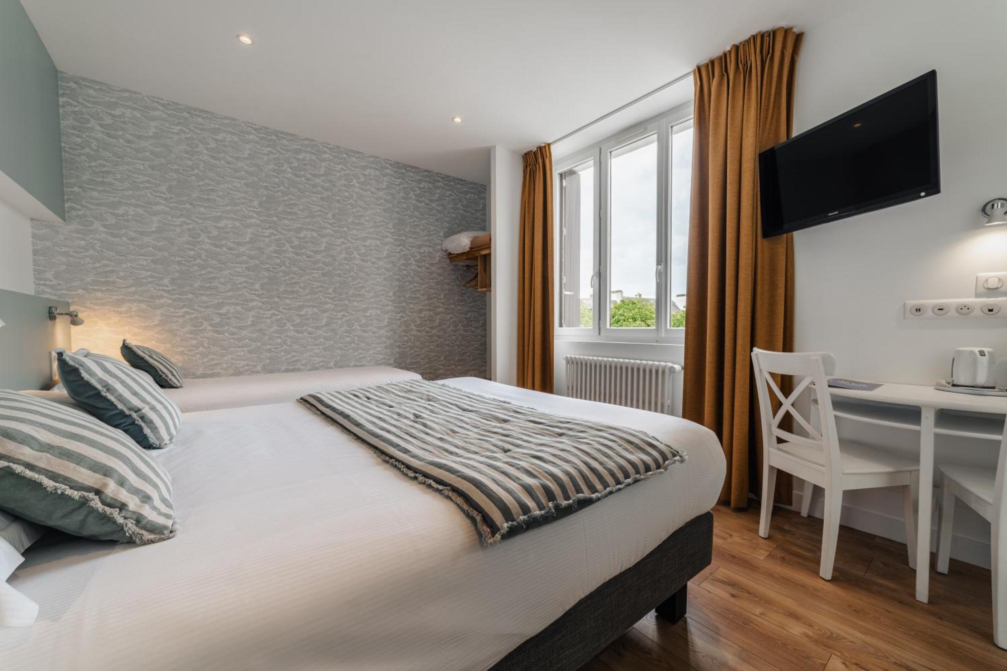 Hotel De La Citadelle Lorient 3*