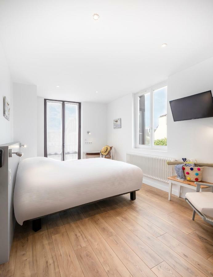 Hotel De La Citadelle Lorient 3*